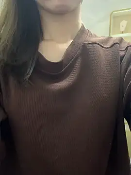 Snapshot of LingLing017 chatting on 02/26/26, 01:44 LingLing017 online show from 02/26/26, 01:44