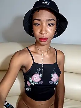 TinnaPeyton online show from 05/10/26, 11:17