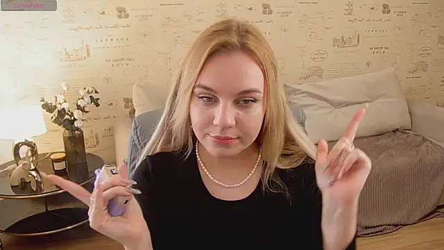 Glow Margo online show from 05/09/26, 02:59