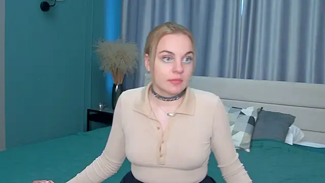 Glow Margo online show from 03/08/26, 01:22