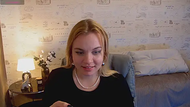 Glow Margo online show from 05/06/26, 02:59