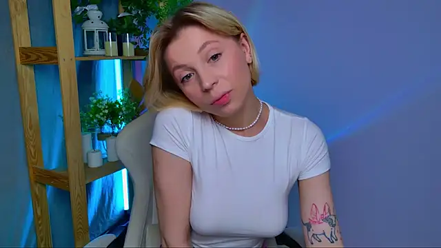 Snapshot of BalerinaCappuccino_ chatting on 03/04/26, 05:26 BalerinaCappuccino online show from 03/04/26, 05:26