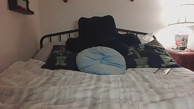 Playfulxcutie online show from 06/05/26, 01:43