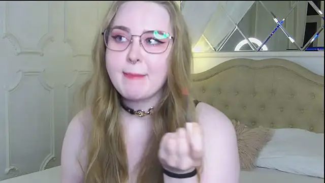 AprilHudson online show from 05/16/26, 04:55