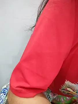 Snapshot of NeetuKumri chatting on 04/19/26, 07:38 NeetuKumri online show from 04/19/26, 07:38
