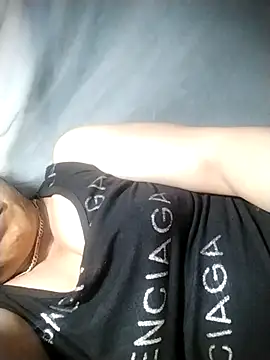 Lucie Fuzk online show from 04/07/26, 09:16