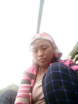 Lucie Fuzk online show from 03/23/26, 10:37