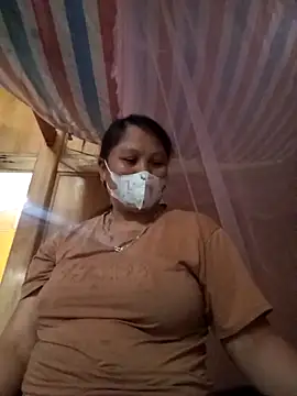 Snapshot of Heylen_hooo chatting on 03/02/26, 07:26 Heylen hooo online show from 03/02/26, 07:26