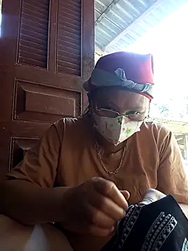 Snapshot of Heylen_hooo chatting on 03/01/26, 08:47 Heylen hooo online show from 03/01/26, 08:47