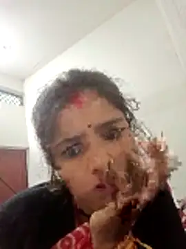 Hot chani online show from 04/05/26, 10:33