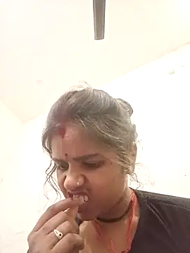 Hot chani online show from 04/06/26, 06:14