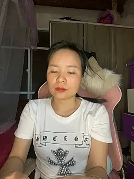 Ivy Trix2 online show from 04/02/26, 02:35