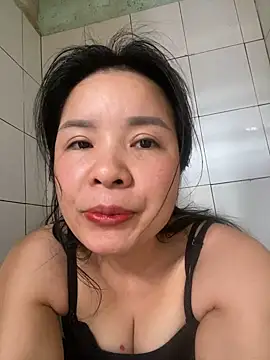 Ivy Trix2 online show from 03/07/26, 03:02