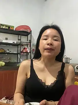 Ivy Trix2 online show from 03/05/26, 03:25