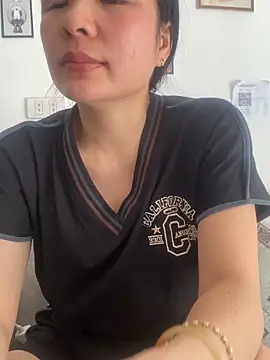 Ivy Trix2 online show from 04/08/26, 03:41