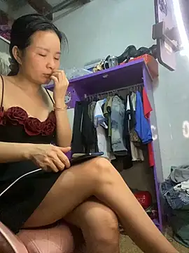 Ivy Trix2 online show from 05/08/26, 03:43