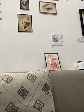 Ivy Trix2 online show from 03/25/26, 03:33