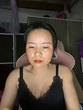 Ivy Trix2 online show from 03/08/26, 04:21