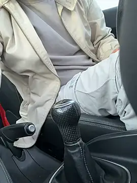 Snapshot of portostrip chatting on 04/12/26, 05:49 portostrip online show from 04/12/26, 05:49