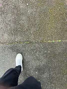 Snapshot of portostrip chatting on 04/13/26, 03:27 portostrip online show from 04/13/26, 03:27