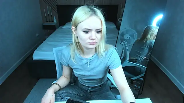 Snapshot of Tessa_Ashe chatting on 04/07/26, 09:22 Tessa Ashe online show from 04/07/26, 09:22