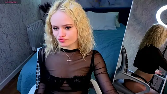 Snapshot of Tessa_Ashe chatting on 03/24/26, 09:31 Tessa Ashe online show from 03/24/26, 09:31