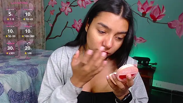 NoelleVireaux online show from 03/19/26, 11:43