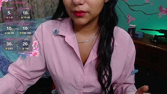 NoelleVireaux online show from 03/05/26, 12:13