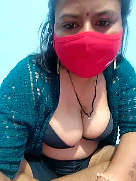 Snapshot of payal-12345 chatting on 03/01/26, 05:18 payal-12345 online show from 03/01/26, 05:18