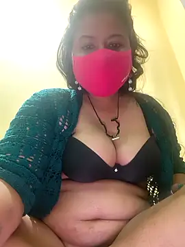 Snapshot of payal-12345 chatting on 02/27/26, 06:02 payal-12345 online show from 02/27/26, 06:02