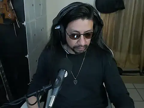 AntuanSV online show from 03/05/26, 04:20