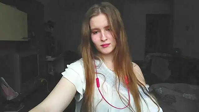 Adelinevibe online show from 02/26/26, 07:08