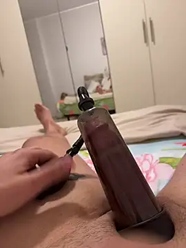 ReyRinaldo online show from 02/25/26, 01:55