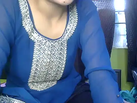 Aani 0 online show from 04/01/26, 04:36