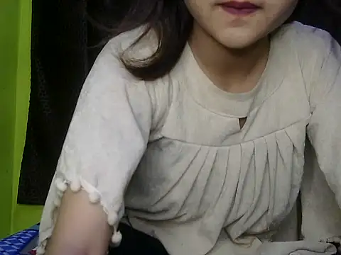 Aani 0 online show from 03/08/26, 04:27