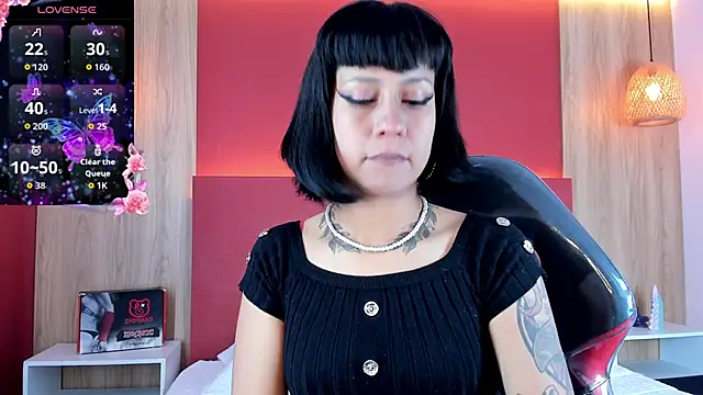 Valkiria wine online show from 03/13/26, 12:21