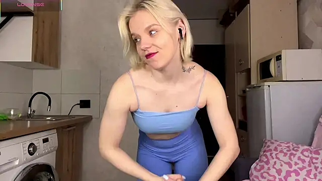 ScarlettKaty online show from 03/02/26, 04:35