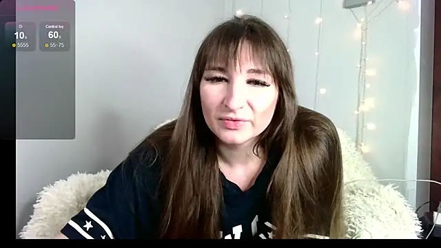 Snapshot of Birdie_Kiss chatting on 05/12/26, 08:48 Birdie Kiss online show from 05/12/26, 08:48
