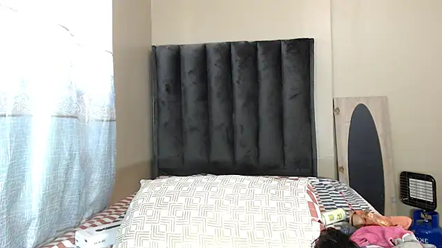 LexyDiana online show from 03/29/26, 06:15