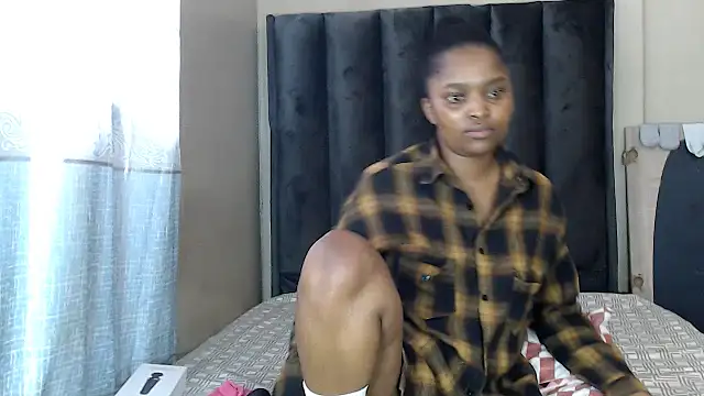 LexyDiana online show from 04/23/26, 10:00