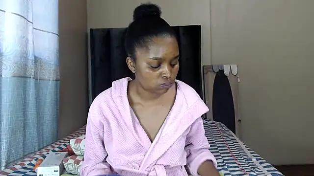 LexyDiana online show from 05/25/26, 06:12