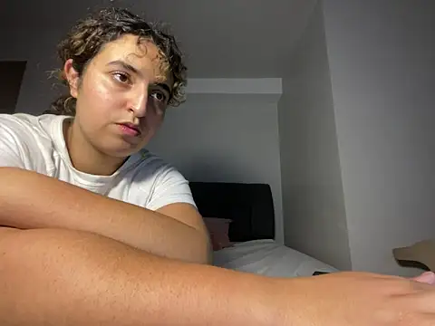 yassiestar online show from 04/13/26, 05:39