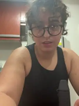 yassiestar online show from 03/04/26, 05:21