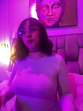 Maddie-LesYoux online show from 03/24/26, 12:16