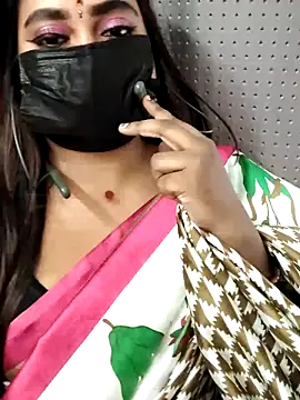 Cutie Nila online show from 05/01/26, 04:39