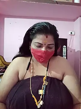 Snapshot of tamil_lathikaaa chatting on 06/16/26, 04:51 tamil lathikaaa online show from 06/16/26, 04:51