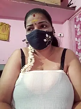 Snapshot of tamil_lathikaaa chatting on 05/19/26, 01:56 tamil lathikaaa online show from 05/19/26, 01:56