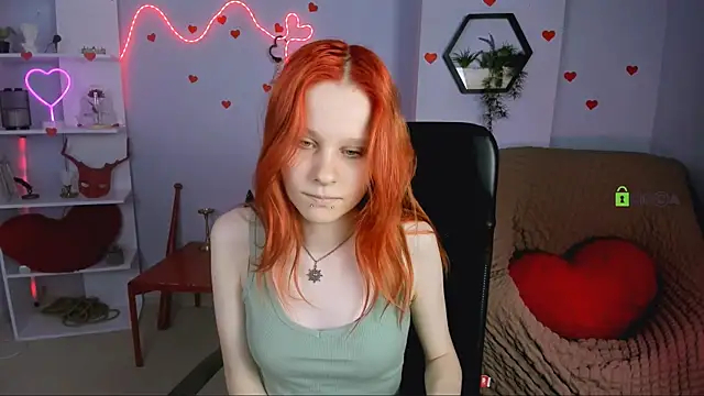 cassandra nik online show from 04/26/26, 09:17