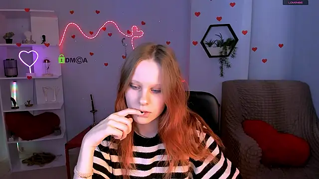 cassandra nik online show from 03/27/26, 06:44