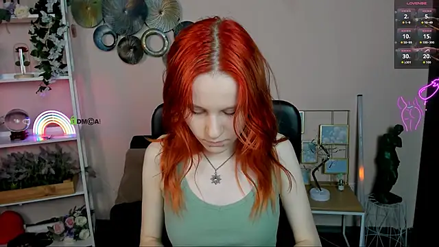 cassandra nik online show from 05/08/26, 05:55